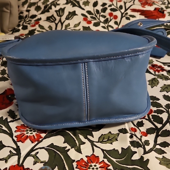 Coach Navy Blue Shoulder Bag - Picture 6 of 10
